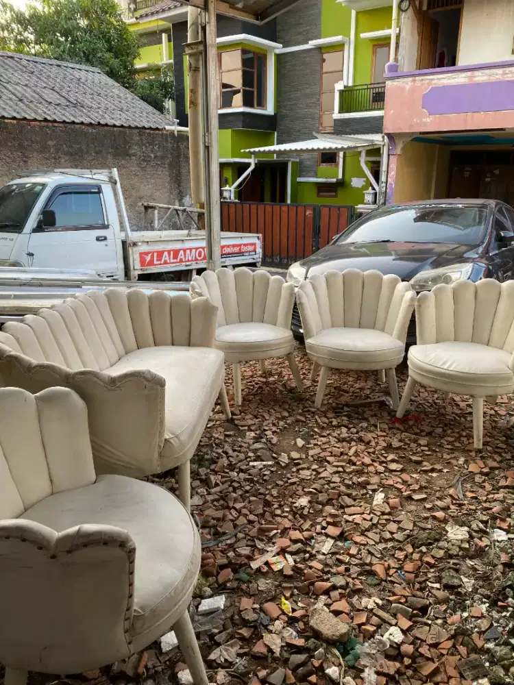 Dijual sofa kerang