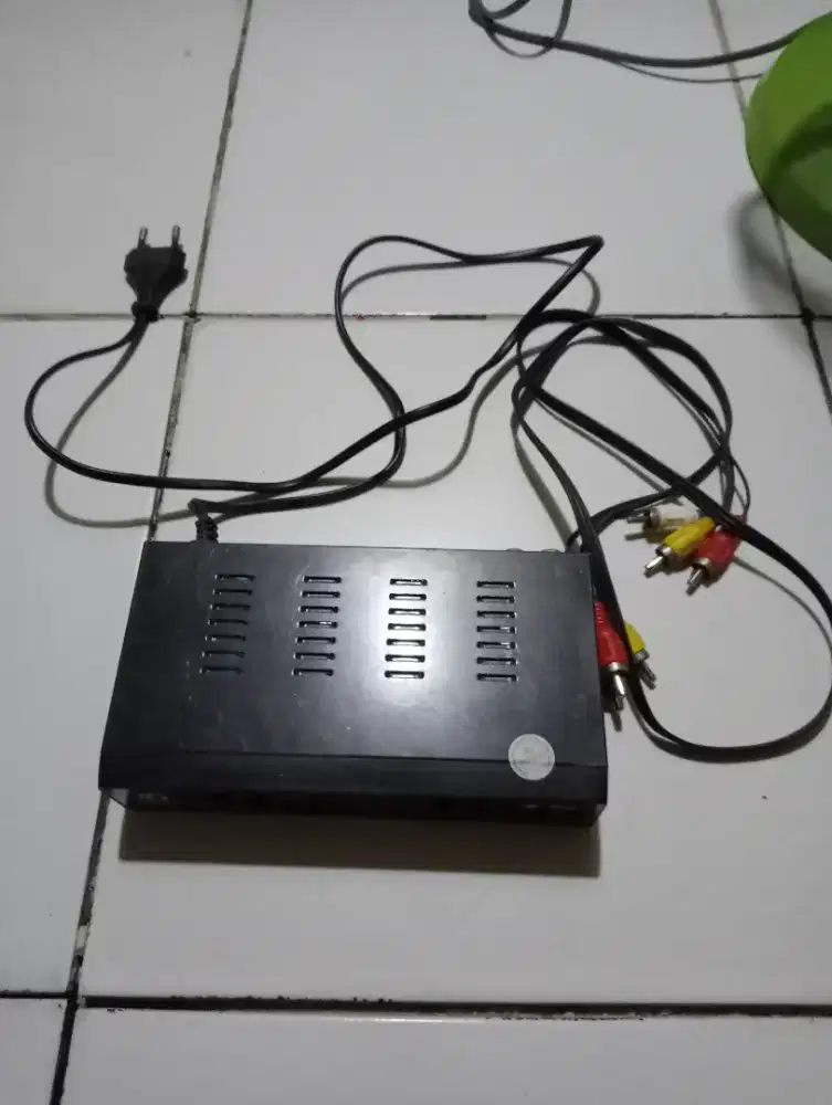 Dijual set top box merk finito