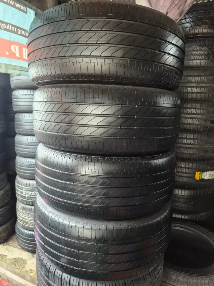 Ban copotan alphard Bridgestoen turanza T005 235/50 R18 80% 2021..4pcs