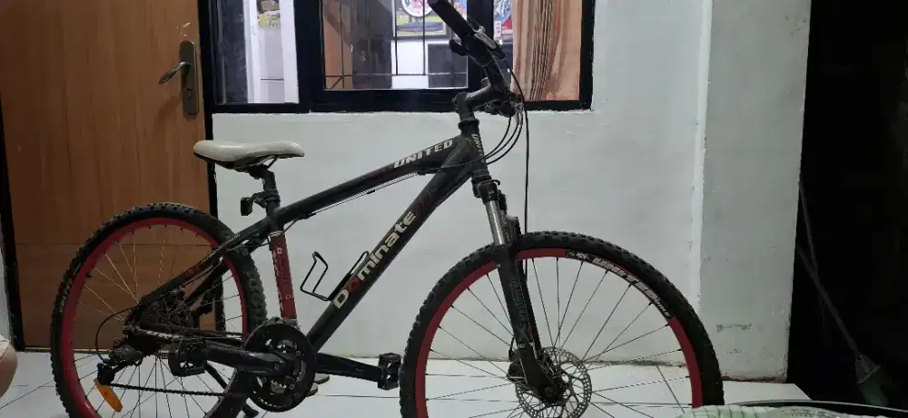 Bekas seperti baru kondisi 95%