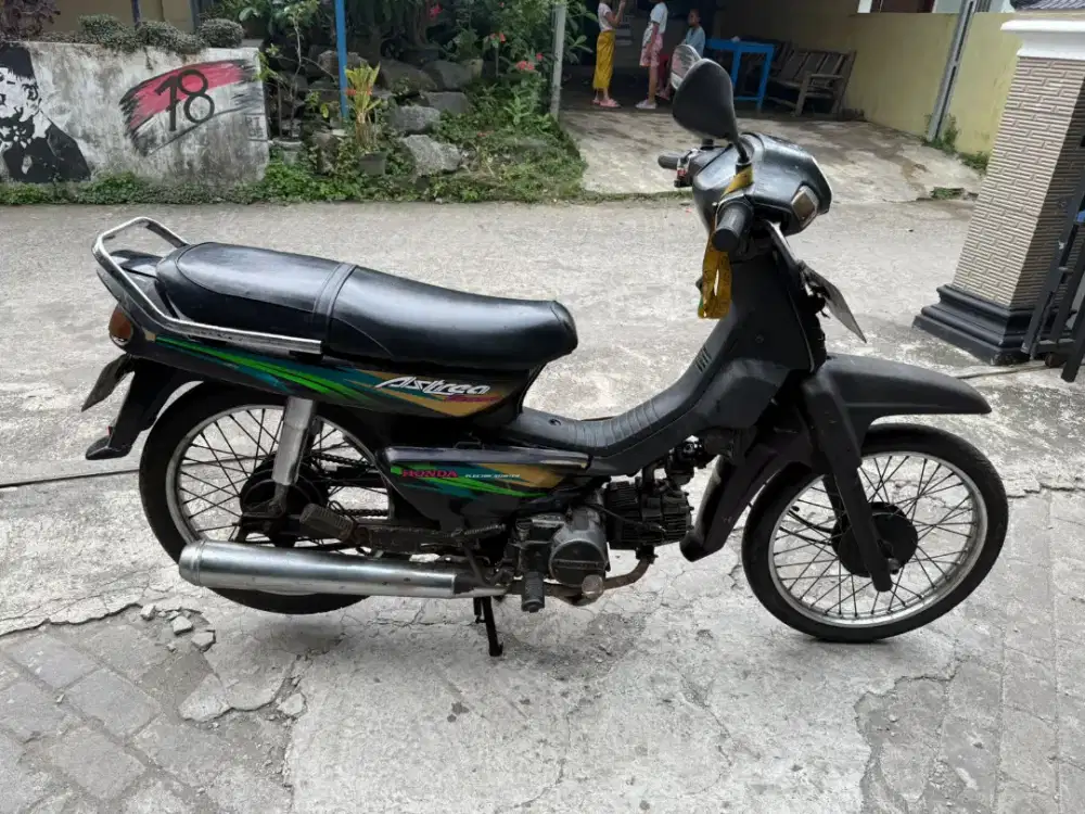 Astrea grand THN 1997 plat B Jakarta