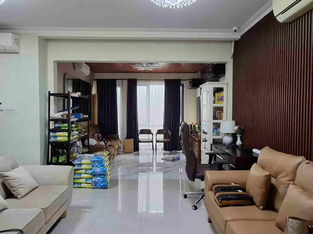 DIJUAL RUMAH MURAH 2 LANTAI SUDAH SIAP HUNI DI CLUSTER BARU KOTA WISATA!