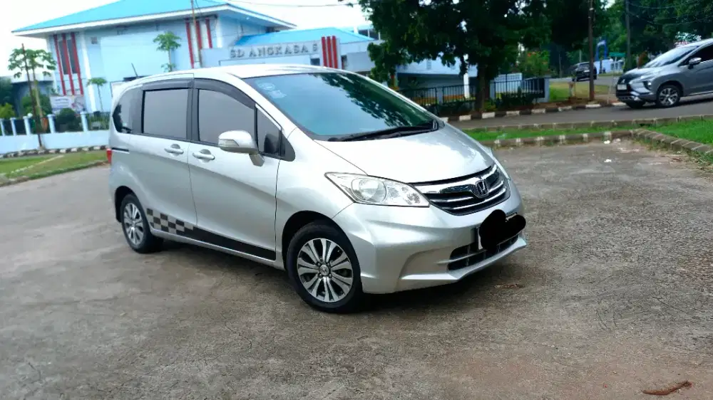 Honda Freed 2013