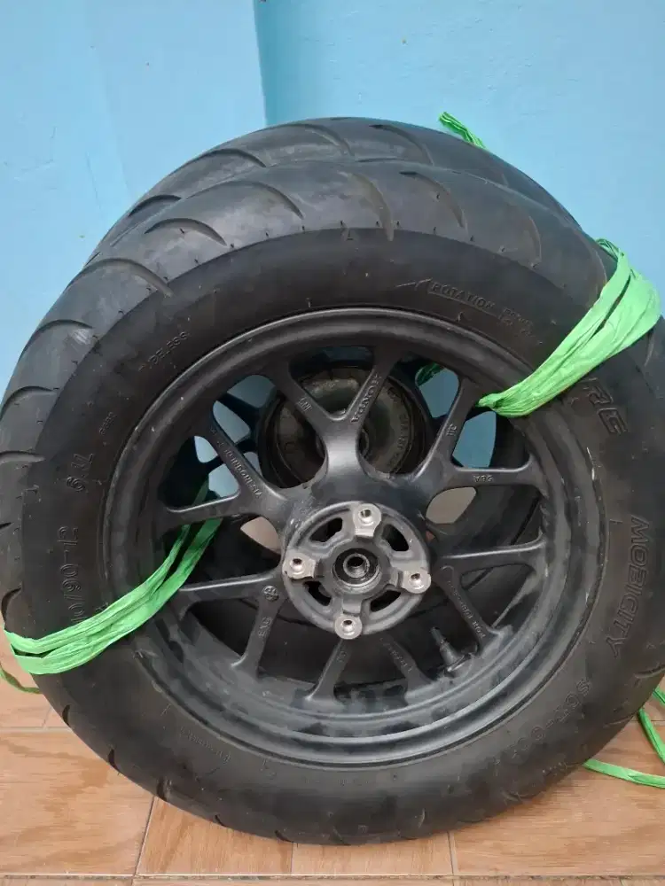 Velg dan Ban copotan honda stylo CBS