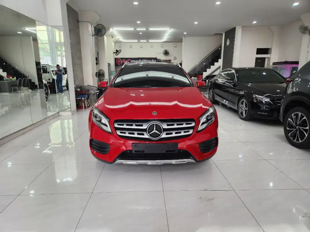 Mercedes Benz GLA200 Sport //AMG 2021 km31rb