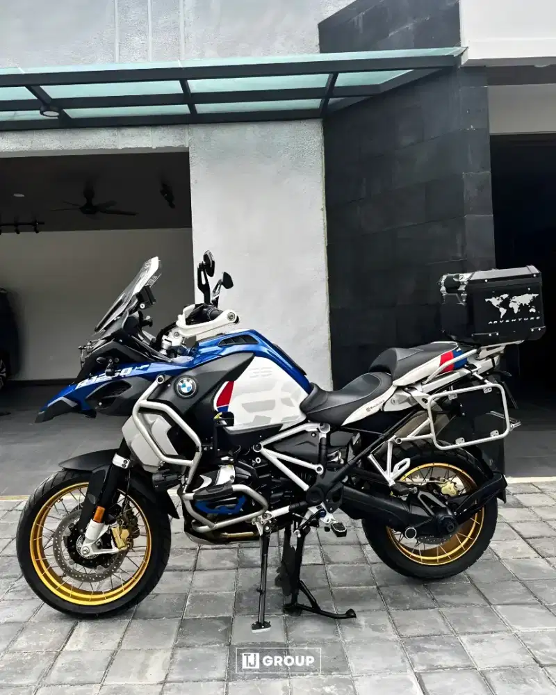 FOR SALE!! BMW GS K51 1250 Putih Biru 2020