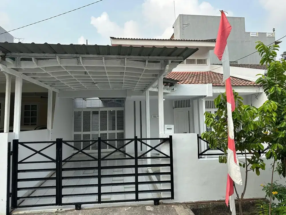 Dijual rumah di hibrida kelapa gading, lokasi strategis dan bagus