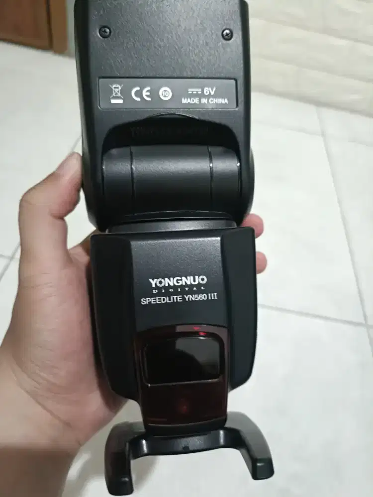 FLASH YN560 III SPEEDLITE