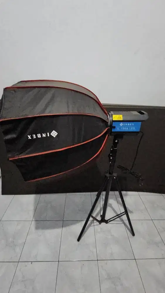 PERALATAN KONTEN STUDIO (LIGHTING, STANDING TRIPOD)