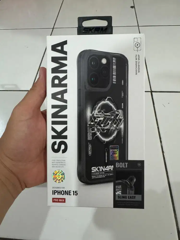 Case Casing iPhone 15 Pro Max Skinarma Original Bolt