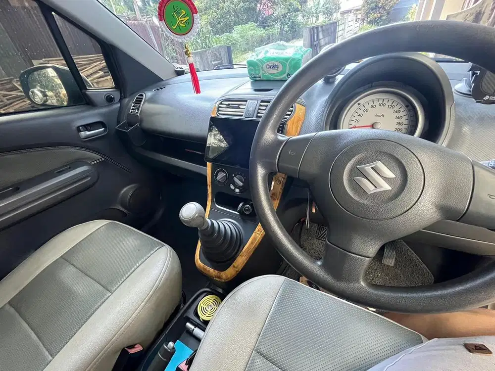Suzuki Splash 2011
