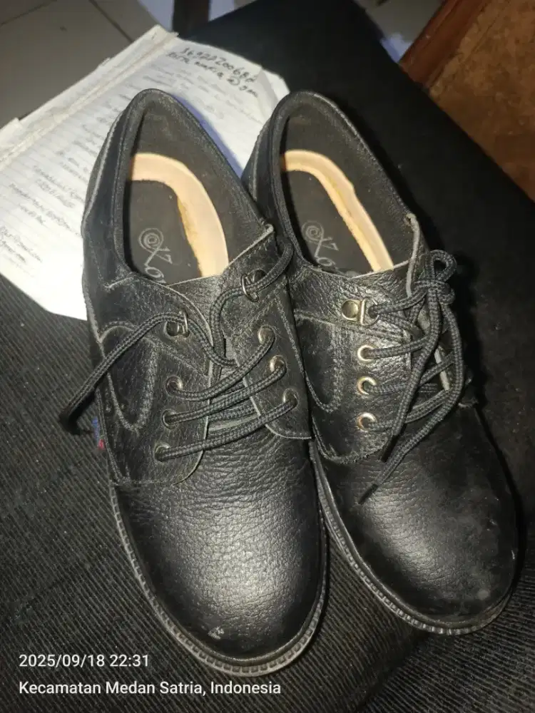 Sepatu komo original tali no.42 & slop tinggi no.39