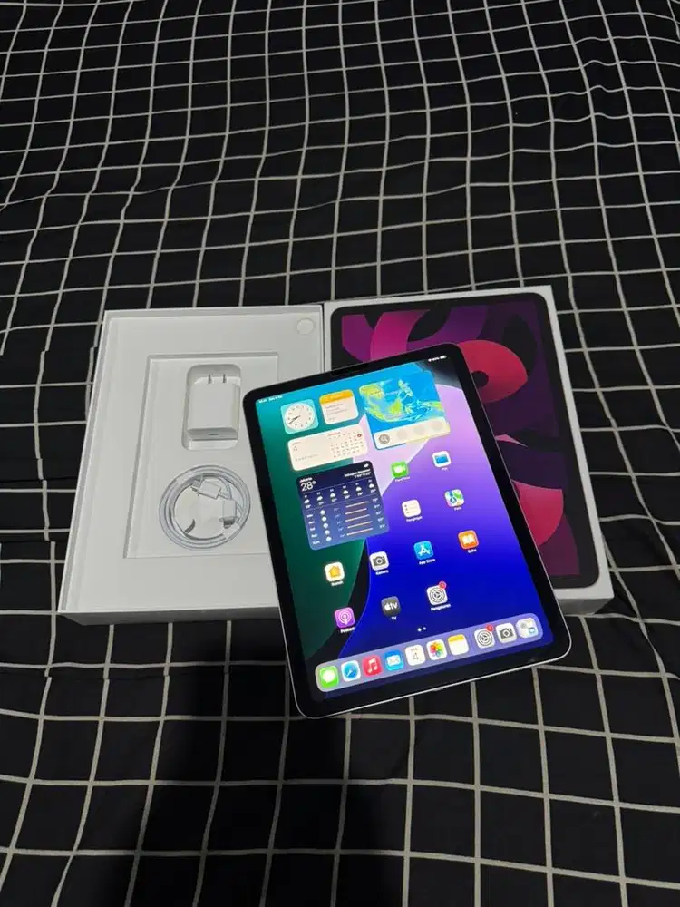 Ipad air 5 256 pink like new