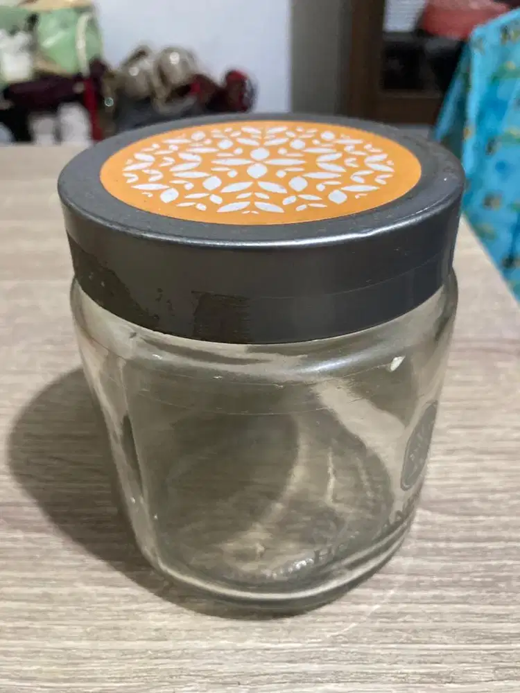 Toples Kaca Bekas