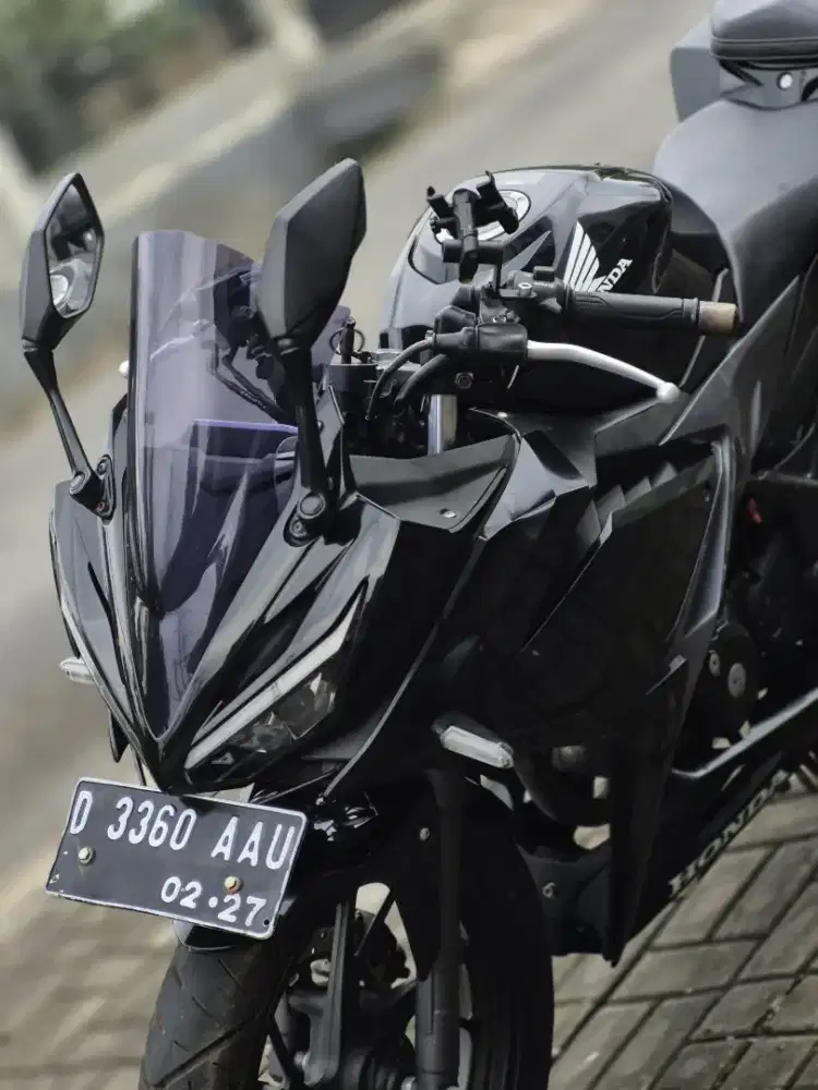 HONDA CBR 150R 2017 KM 33RB MULUS DP BISA 1JT SAJA