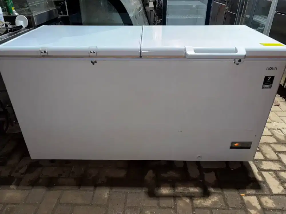 frezzer box aqua 520L