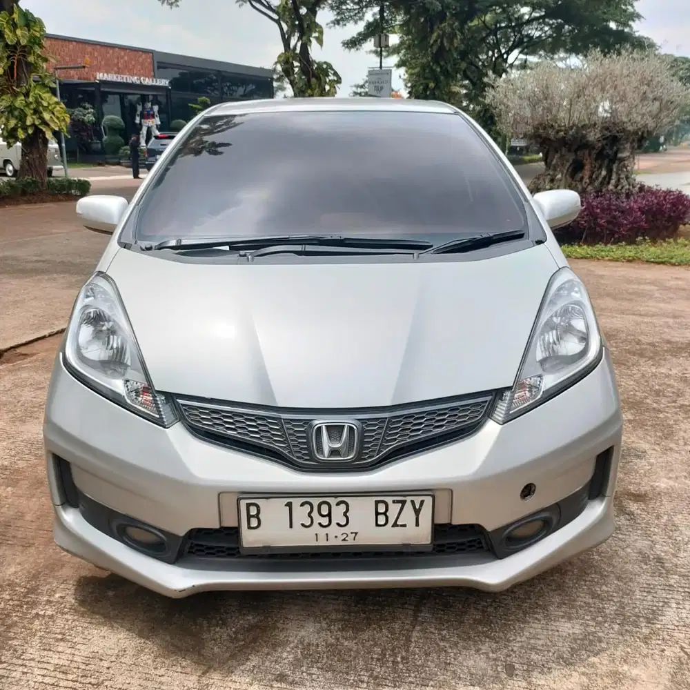 DP 10 JUTA JAZZ RS MATIC 2012