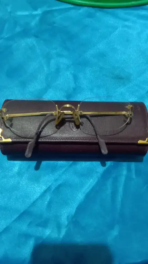 Kaca mata cartier