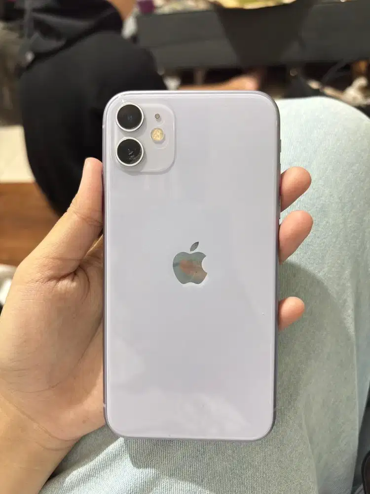 Iphone 11 64gb warna ungu