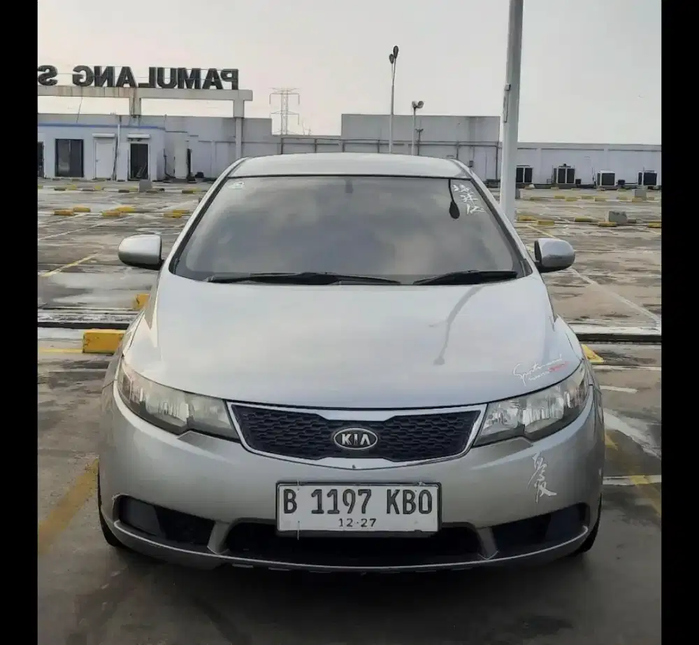 Kia Cerato 2013 Bensin
