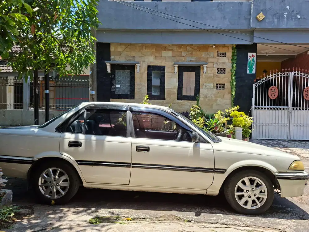 Toyota Corolla 1990 Bensin