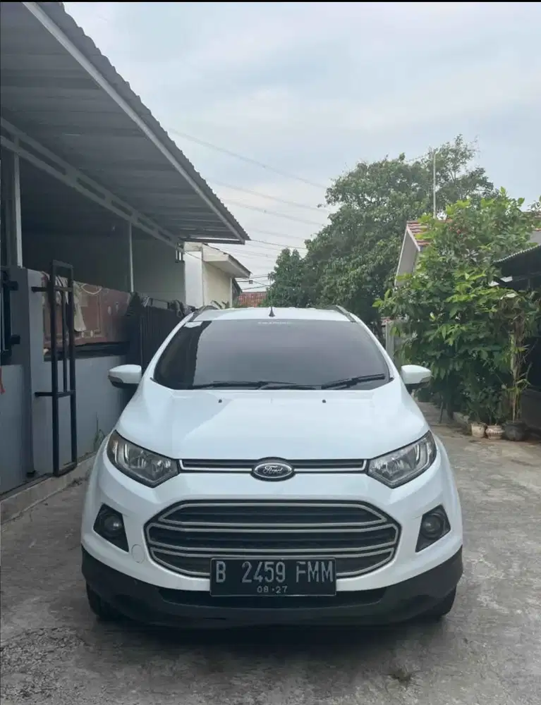 Ford ecosport tahun 2014 pemakaian 2015