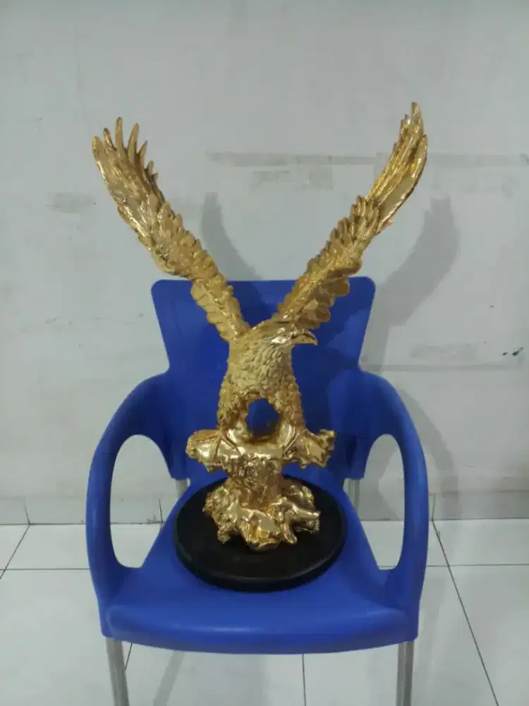 Collector Antik Pajangan GARUDA Eagle Elang GOLD EMAS MEWAH CAKEP