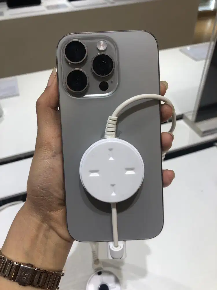 IPHONE 16 PRO CASH/KREDIT DP 0