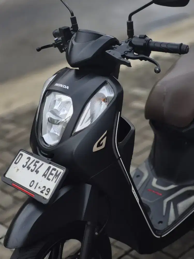 HONDA NEW GENIO CBS ISS 2023 BAN DONAT KM 15RB