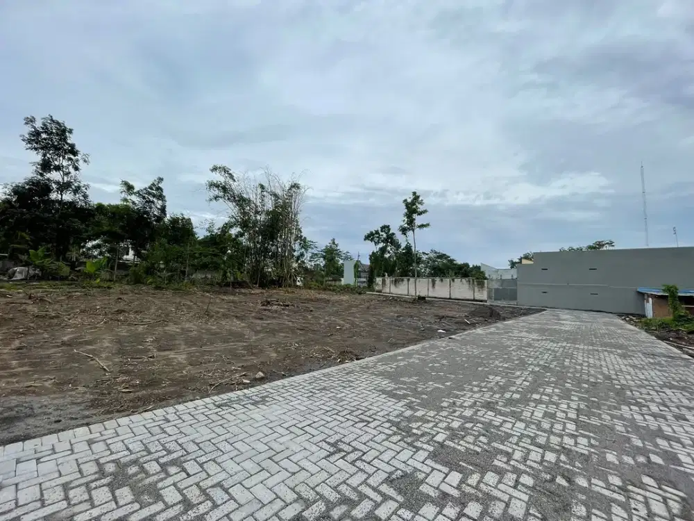 kawasan Kampus UII Jakal  km 14, akses 2 mobil papasan, siap bangun