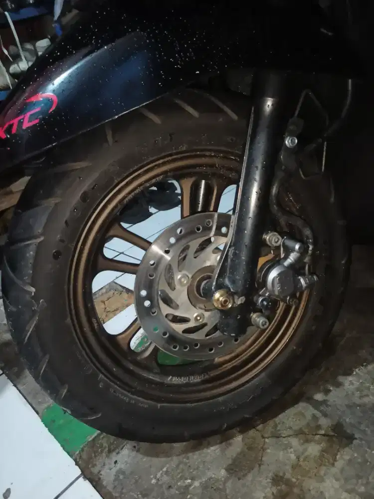 Velg Scoopy R12