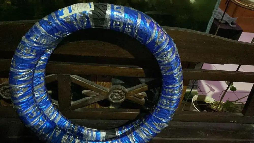 Ban Luar Motor bebek sepasang depan belakang 2.50 dan 27.5 uk17