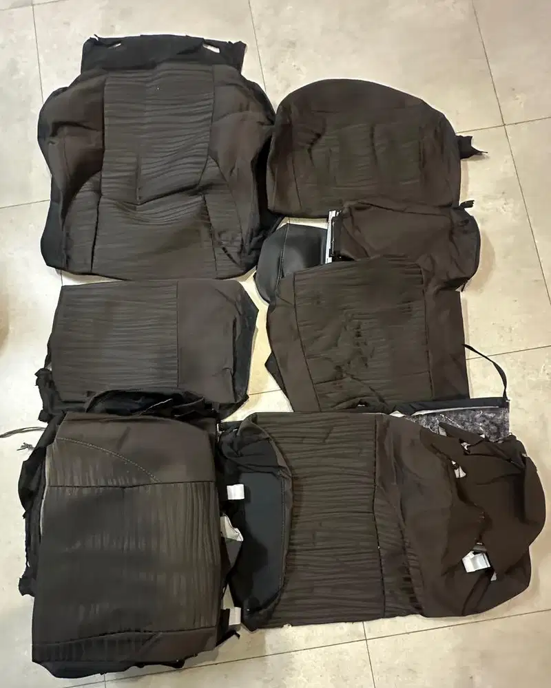 Sarung jog ori/bawaan innova reborn