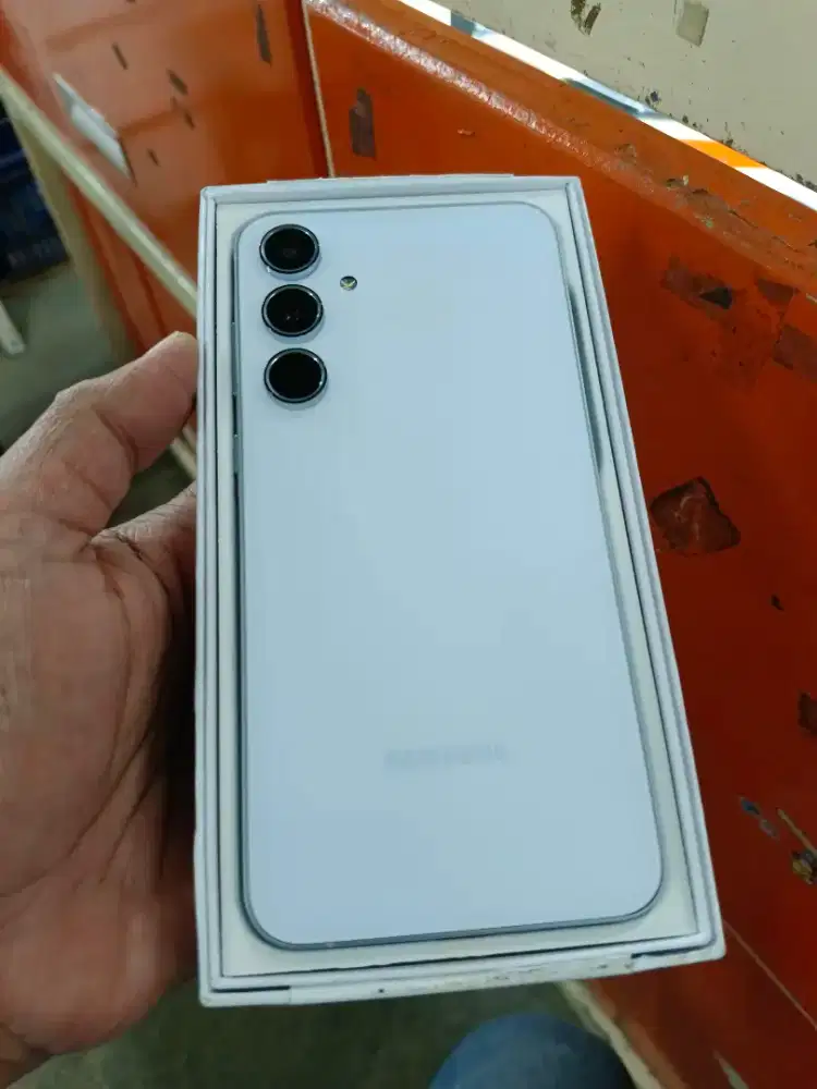 Samsung A55 5G ram 12/256gb