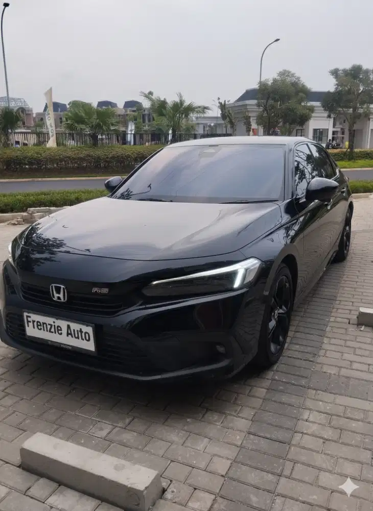 Honda Civic 2023 Bensin