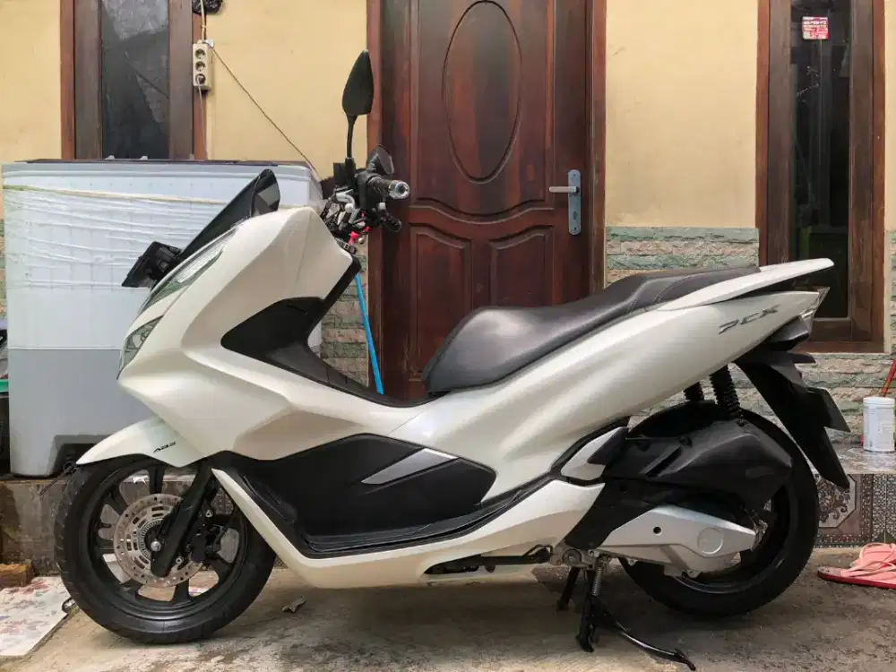 HONDA PCX 150CC TYPE ABS MOTOR BAGUS SS KOMPLIT