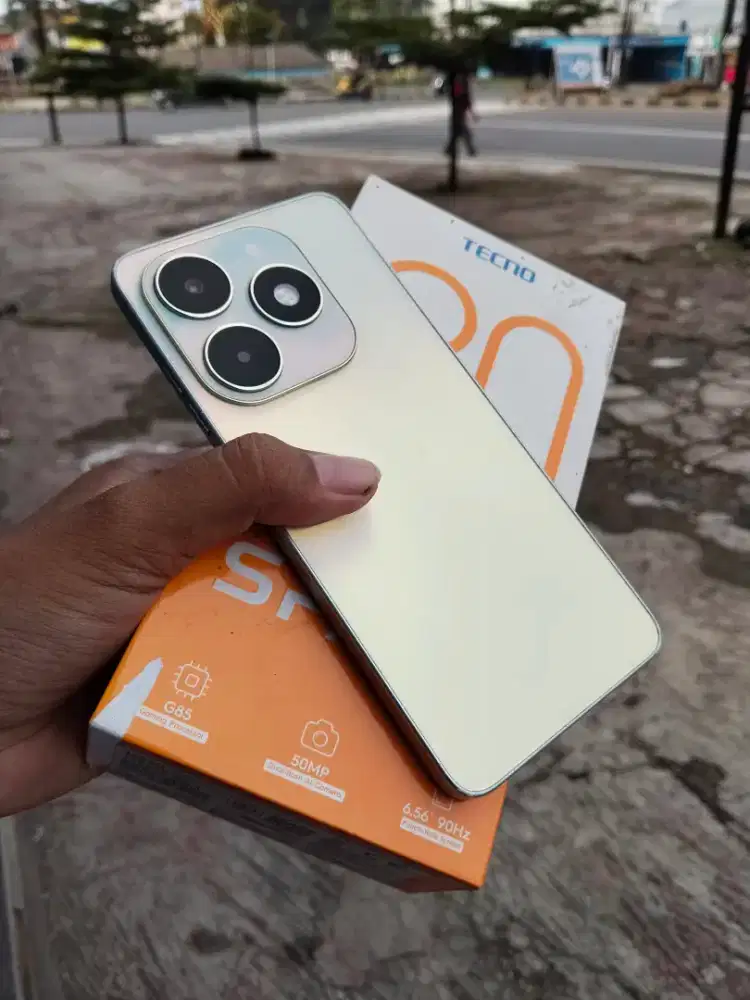 Tecno 20 ram 8gb + 8gb / 256gb