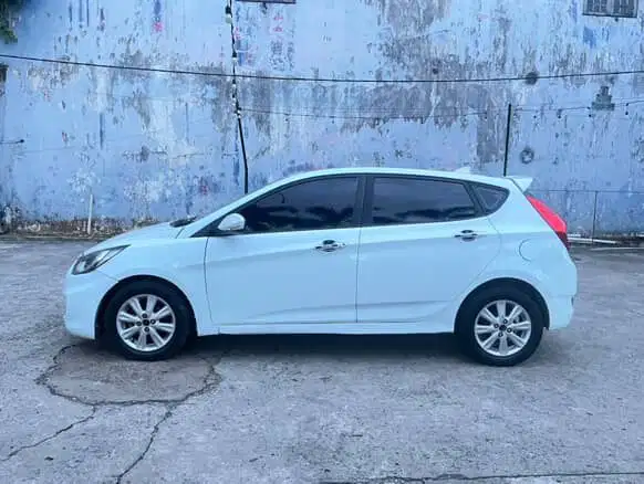 Hyundai Avega 2012 Bensin