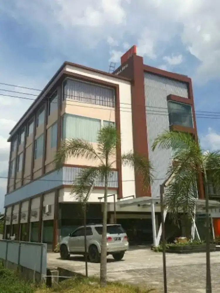 Di jual cepat bangunan hotel