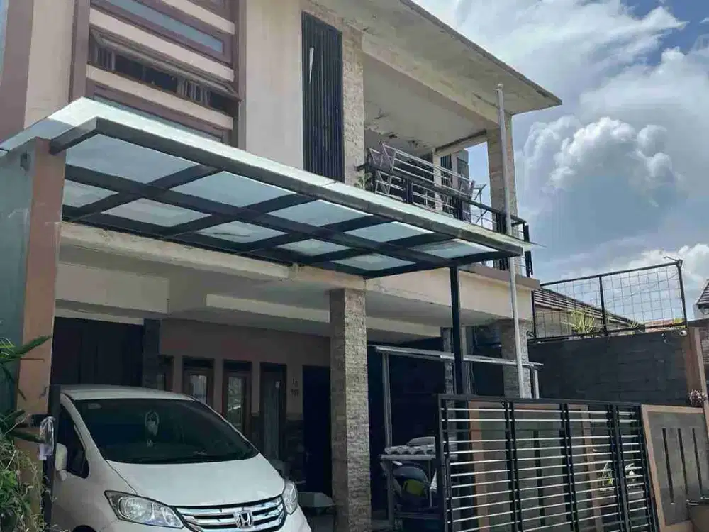 RUMAH CANTIK SEMI FURNISHED DI MARGAHAYU RAYA BANDUNG