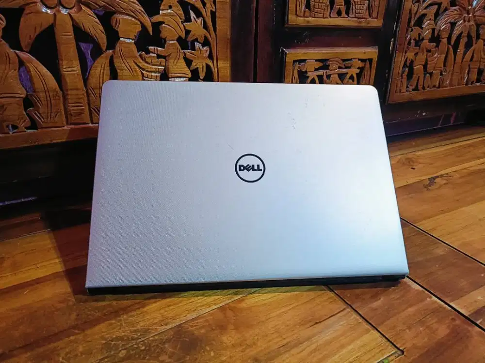 Laptop Gaming Dell 5459 Core i7-6500U Ram 8Gb VGA Radeon R5 4Gb