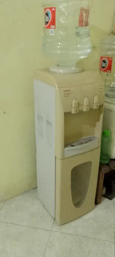 Dispenser sanken