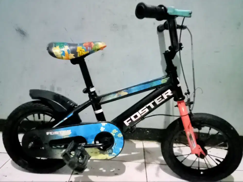 Dijual sepeda BMX FOSTER anak msih bagus ban masih tebal tinggal pakai