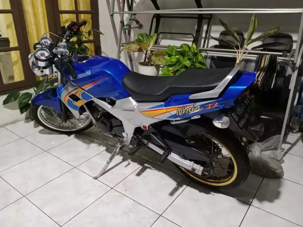 Kawasaki ninja R