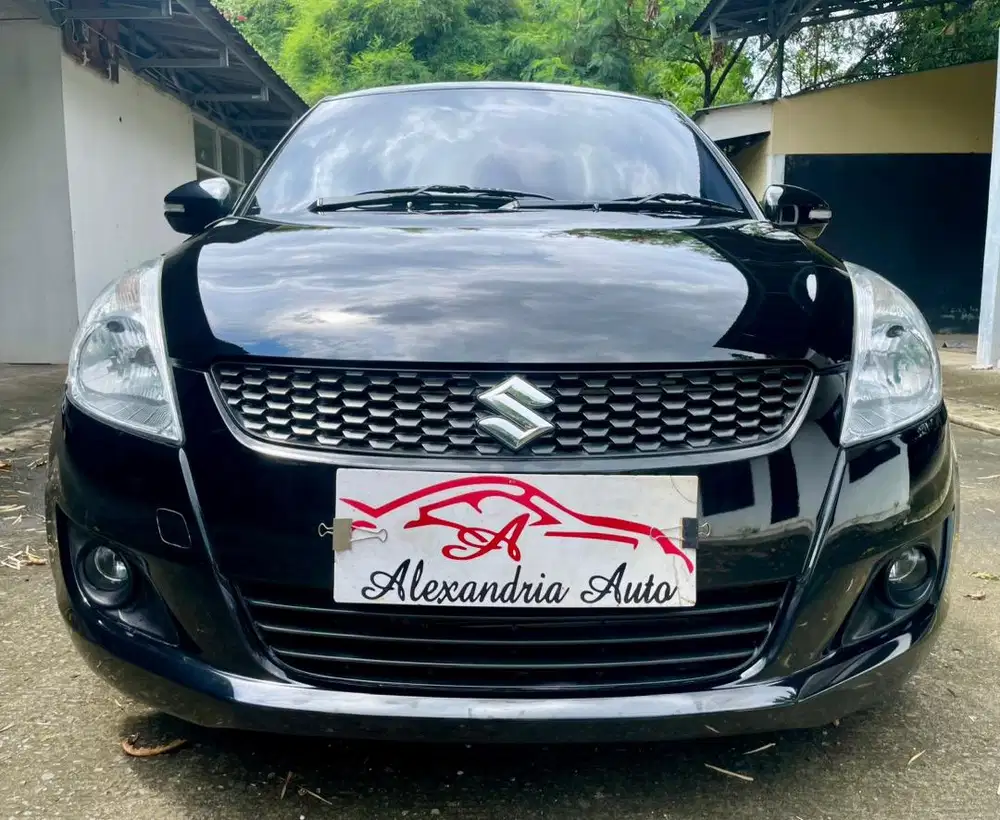 Suzuki Swift 2013 GX 1.4 AT Hitam Istimewa Banget