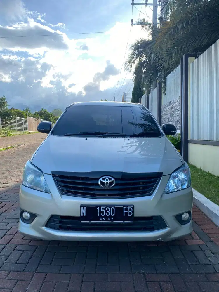 Toyota Kijang Innova G Manual Diesel Turbo 2012