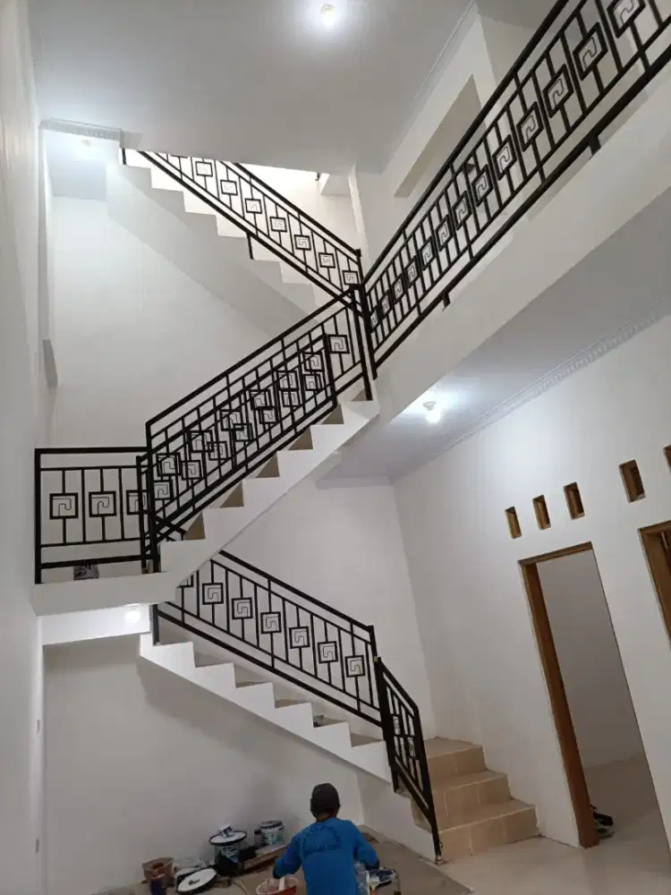 Rumah plus ruang usaha