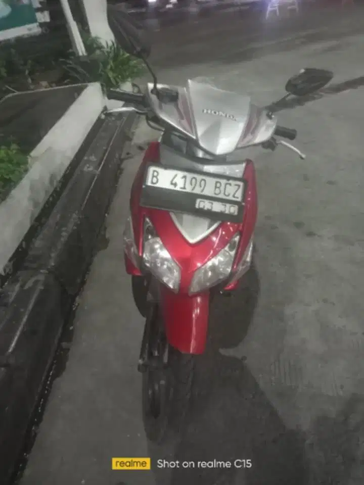 Dijual Motor vario (masih ok & terawat)