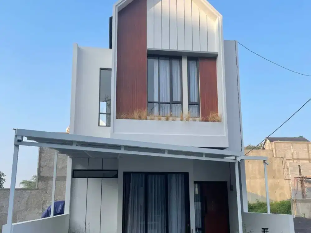 Rumah 2 Lantai dengan lingkungan asri