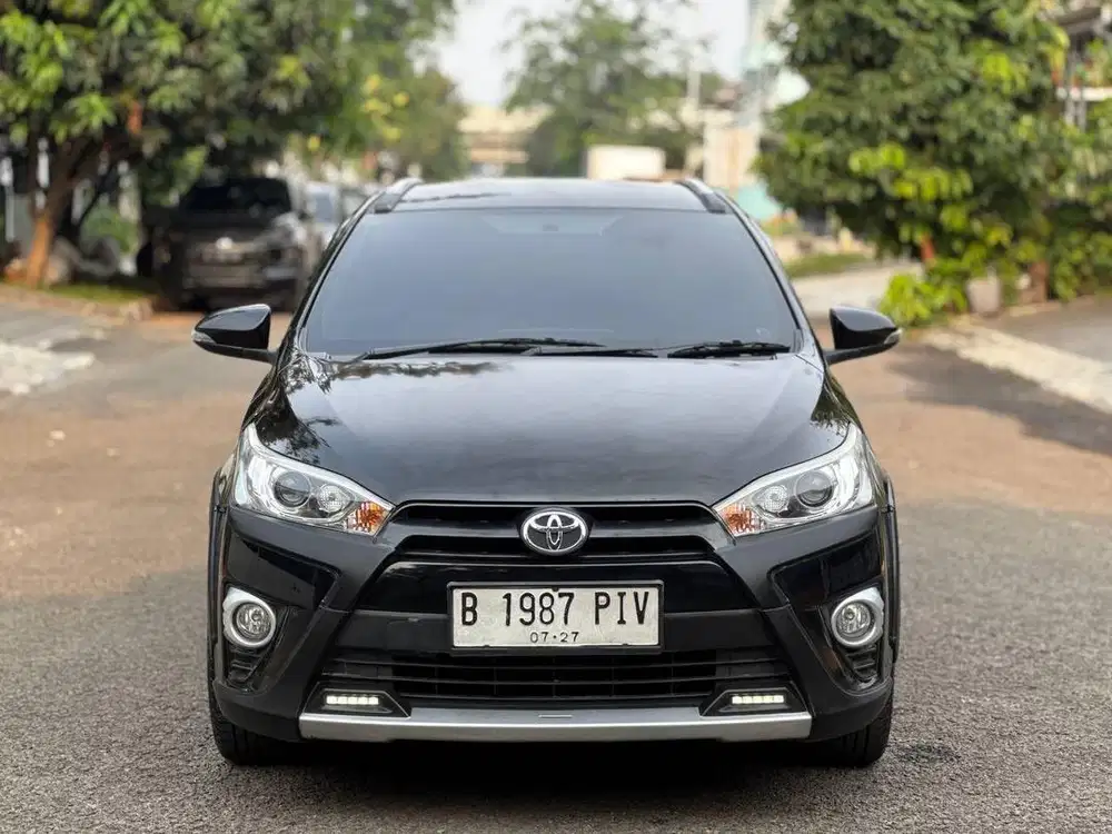 YARIS S TRD HEYKERS AT 2017 HITAM PAJK PANJANG ISTIMEWA SIAP PAKAI